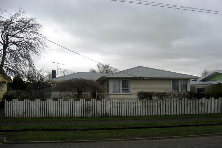 Photo of property in 2 Brooklyn Road, Carterton, 5713