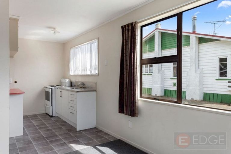Photo of property in 30 Douglas Street, Grasmere, Invercargill, 9810