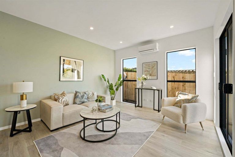 Photo of property in 14a Notre Dame Way, Albany, Auckland, 0632