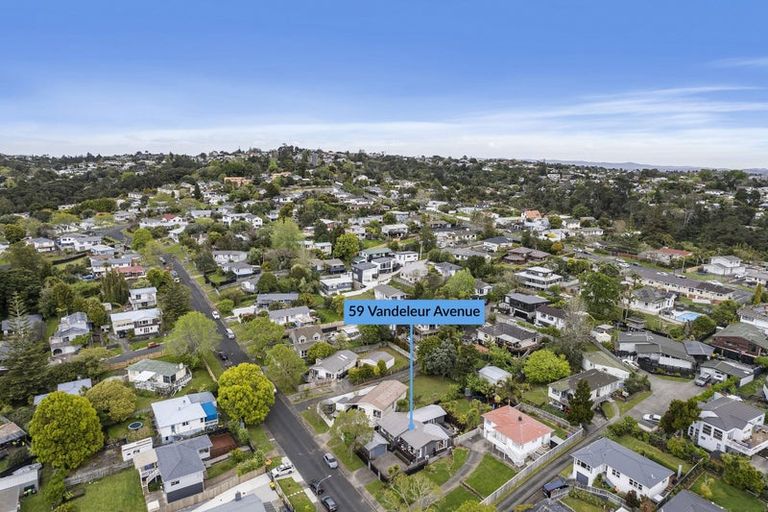 Photo of property in 59 Vandeleur Avenue, Birkdale, Auckland, 0626