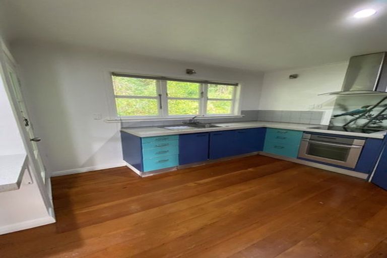 Photo of property in 19 Mahoe Street, Tawa, Wellington, 5028