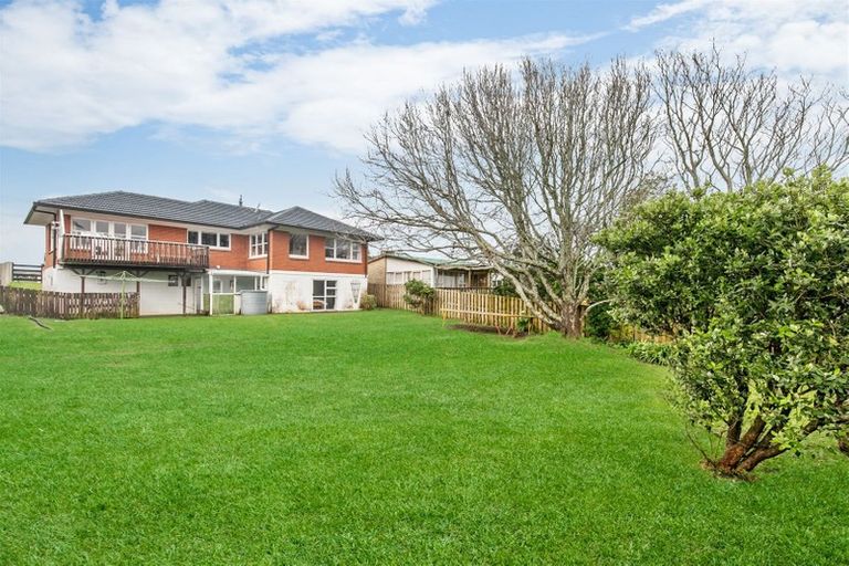 Photo of property in 58 Bleakhouse Road, Howick, Auckland, 2014