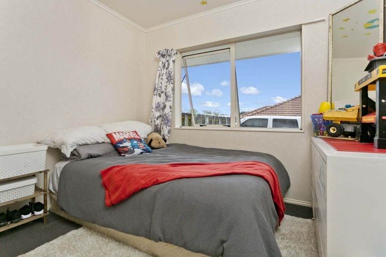Photo of property in 37 Martin Jugum Lane, Ranui, Auckland, 0612