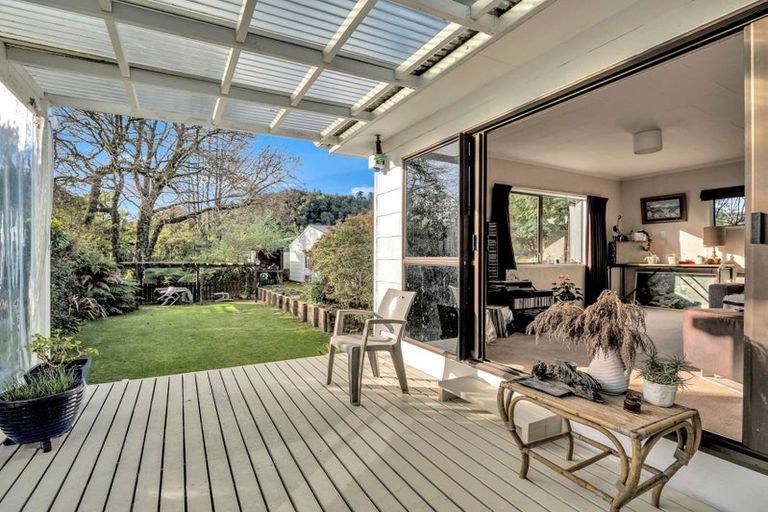 Photo of property in 11 Oxford Road, Lake Rotoma, Rotorua, 3074