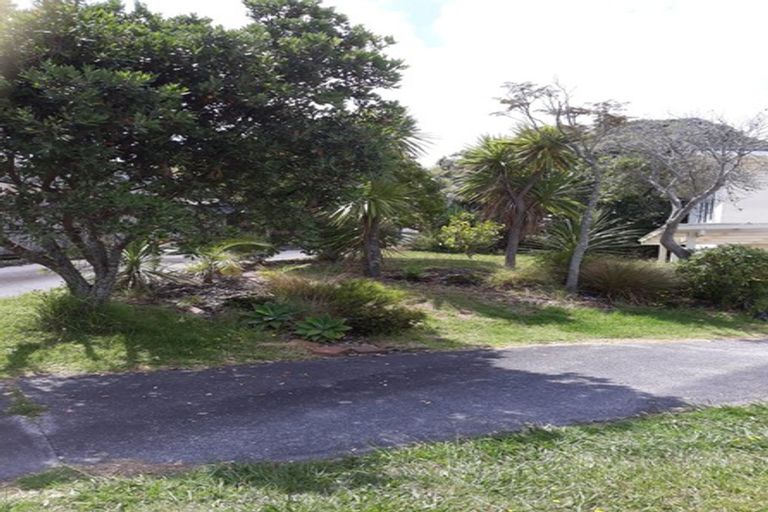 Photo of property in 1/20 Philson Terrace, Browns Bay, Auckland, 0630