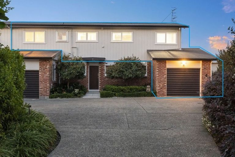 Photo of property in 4/29 Pupuke Road, Takapuna, Auckland, 0622