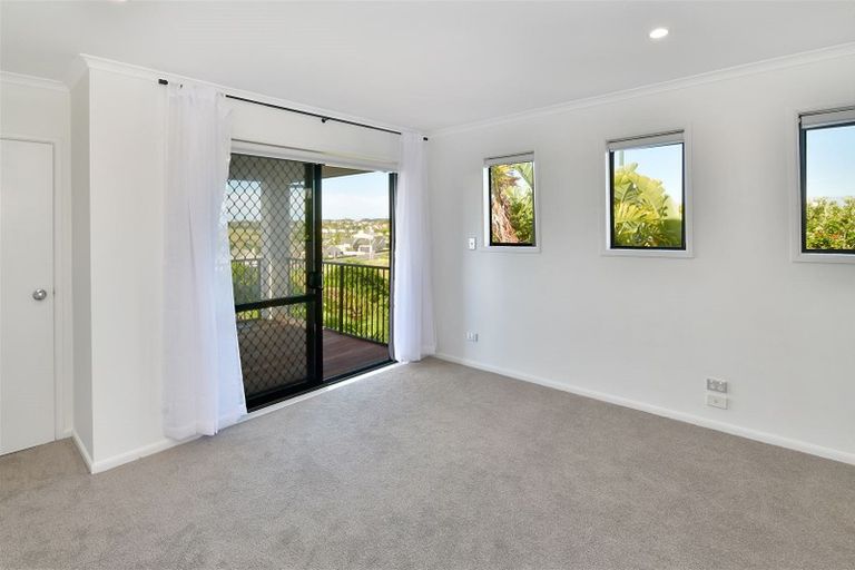 Photo of property in 2 Quarter Deck Lane, Gulf Harbour, Whangaparaoa, 0930