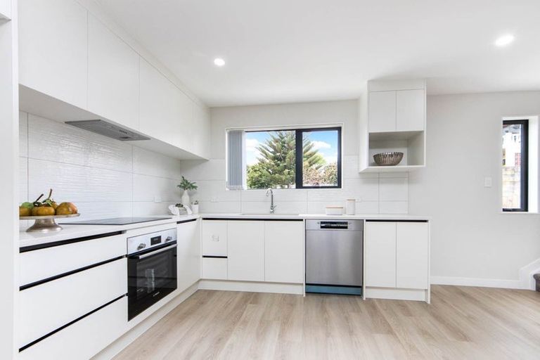 Photo of property in 6/41 Marriott Road, Pakuranga, Auckland, 2010