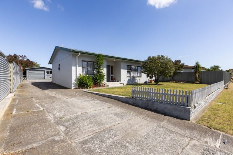 Photo of property in 81 Caernarvon Drive, Flaxmere, Hastings, 4120