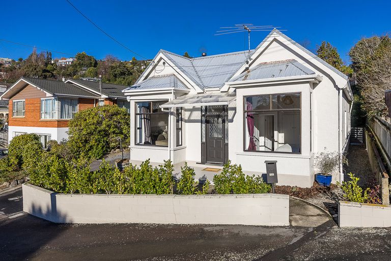 Photo of property in 11 Hazel Avenue, Caversham, Dunedin, 9012