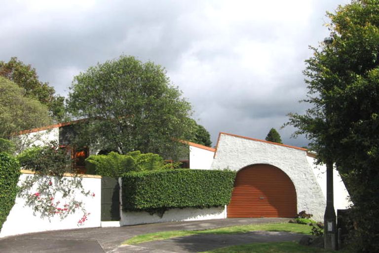 Photo of property in 13 Cezanne Place, New Lynn, Auckland, 0600