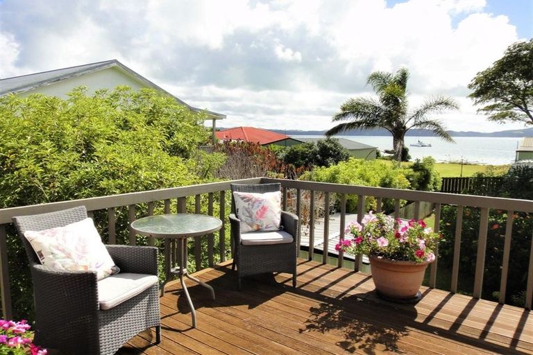 Photo of property in 136 One Tree Point Road, One Tree Point, 0118