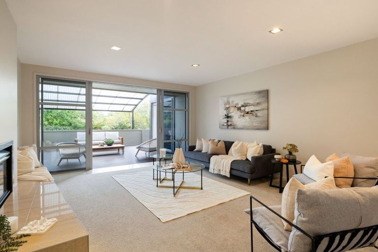 Photo of property in 15 Azure Place, Huntington, Hamilton, 3210