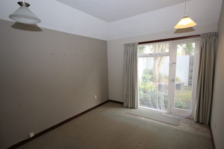 Photo of property in 32 Oak Grove, Ashburton, 7700