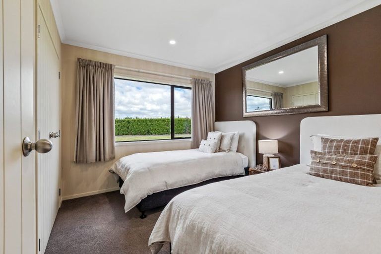 Photo of property in 37 Tawera Road, Mangatainoka, Pahiatua, 4982