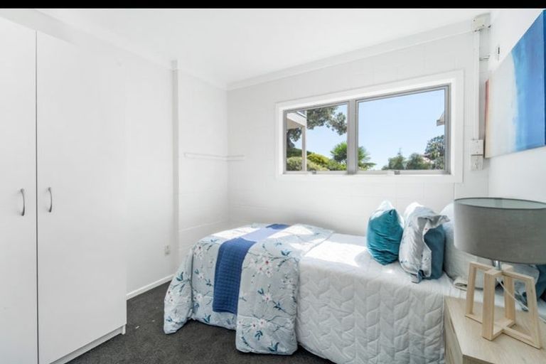 Photo of property in 10 Helvetia Drive, Browns Bay, Auckland, 0630