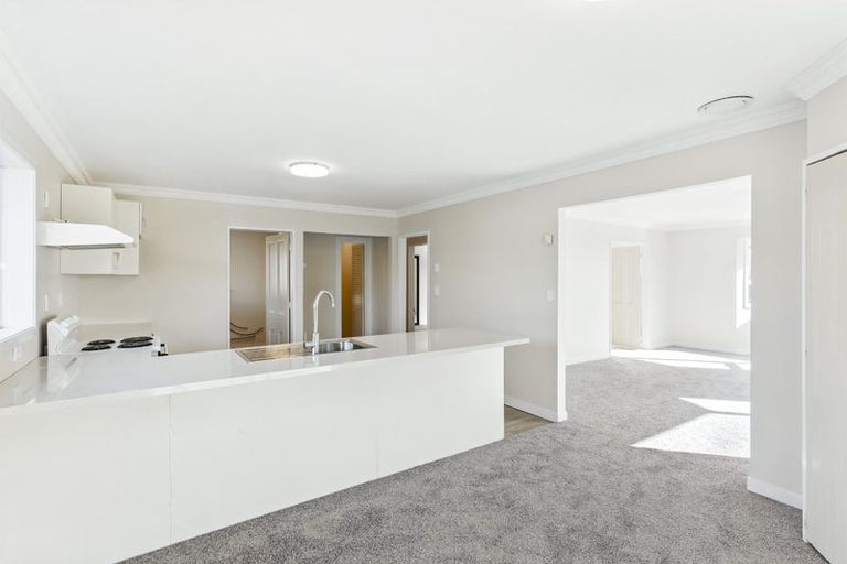 Photo of property in 5 Karaka Street, Otaki Beach, Otaki, 5512