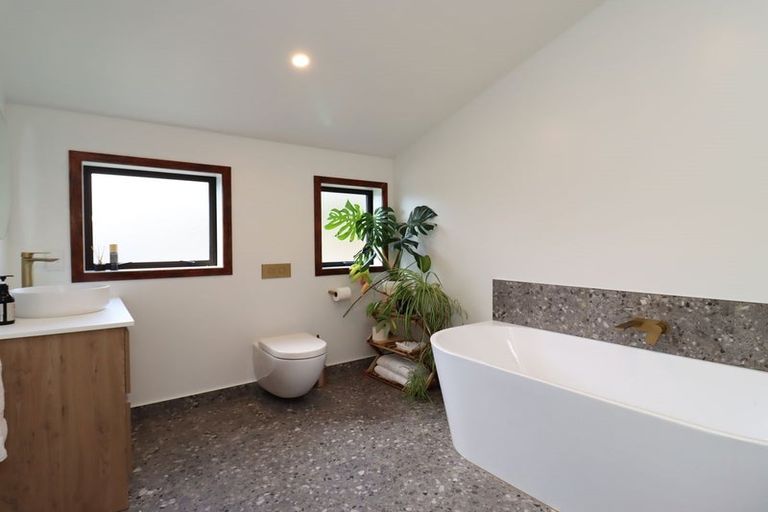 Photo of property in 2a Spiers Street, Kakanui, Oamaru, 9495