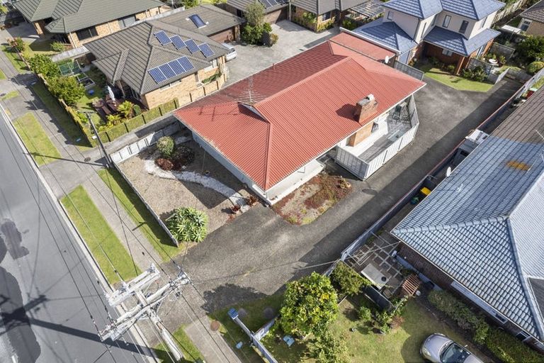 Photo of property in 34 Centreway Road, Orewa, 0931