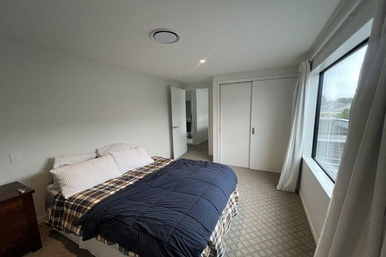 Photo of property in 1b Taunton Green, Papanui, Christchurch, 8052