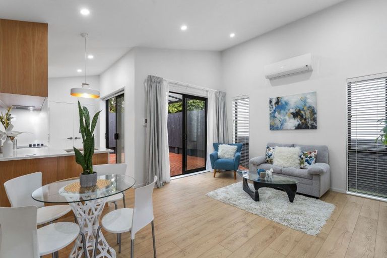 Photo of property in 3b Matakohe Road, Westgate, Auckland, 0814