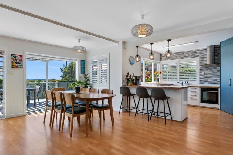 Photo of property in 932a Papamoa Beach Road, Papamoa Beach, Papamoa, 3118