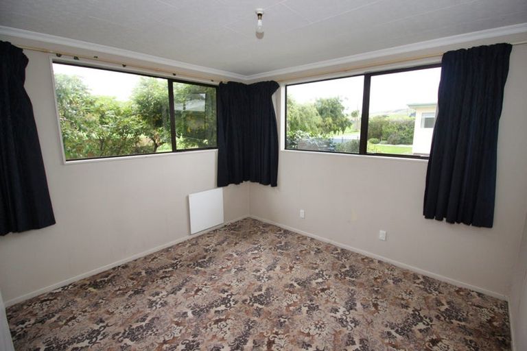 Photo of property in 26 Tokanui-haldane Road, Tokanui, 9884