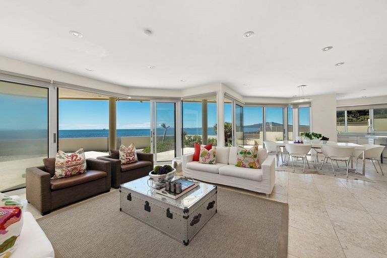 Photo of property in 26 Tiri Road, Milford, Auckland, 0620