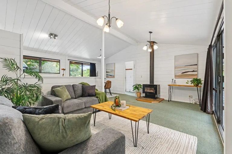 Photo of property in 8f Nevada Drive, Merrilands, New Plymouth, 4312