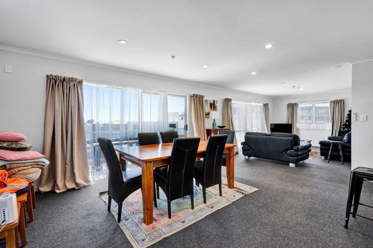 Photo of property in 138 Molesworth Street, New Plymouth, 4312