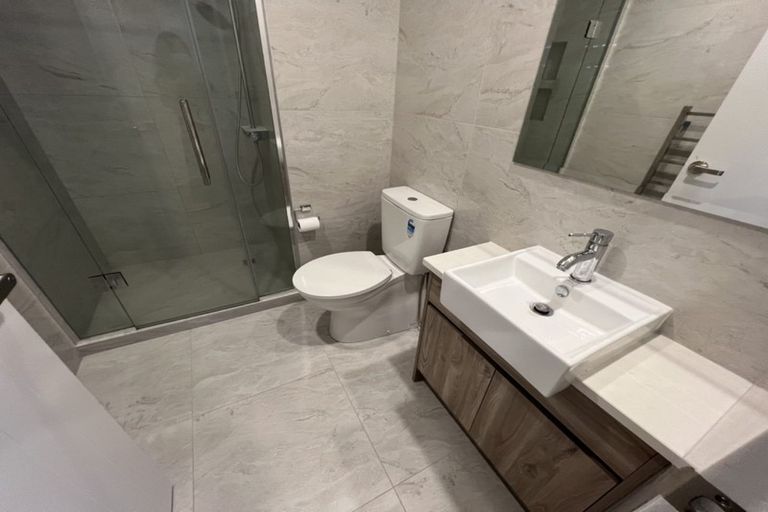 Photo of property in 9a Pah Road, Cockle Bay, Auckland, 2014