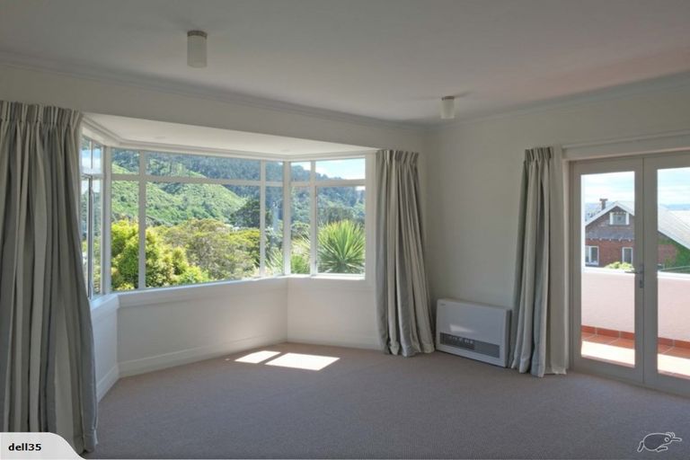 Photo of property in 100 Bolton Street, Kelburn, Wellington, 6012