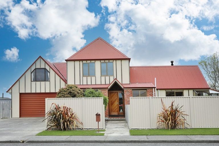 Photo of property in 44 Craig Street, Waikiwi, Invercargill, 9810