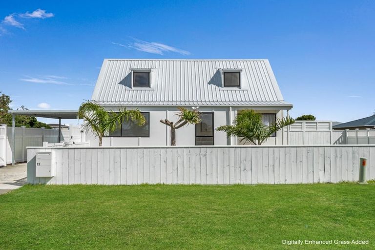 Photo of property in 15 Waitai Street, Castlecliff, Whanganui, 4501