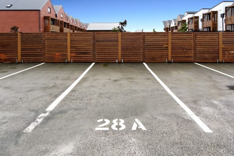 Photo of property in 86 Hobsonville Point Road, Hobsonville, Auckland, 0616