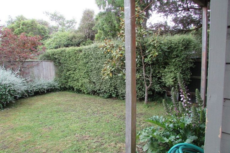 Photo of property in 19 Flavell Street, Heathcote Valley, Christchurch, 8022