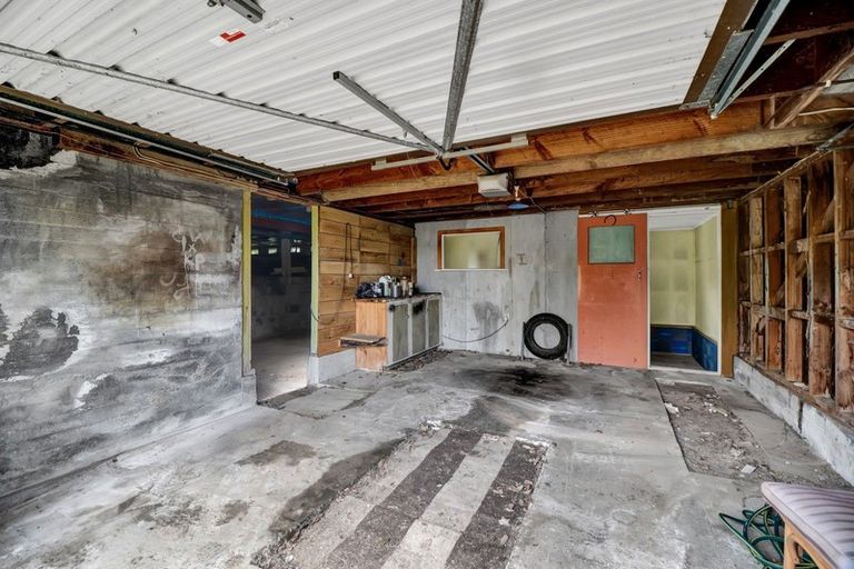 Photo of property in 4 Penrith Street, Westown, New Plymouth, 4310