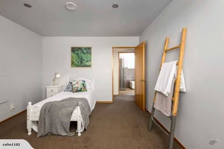 Photo of property in 4 Hemingford Place, Halswell, Christchurch, 8025