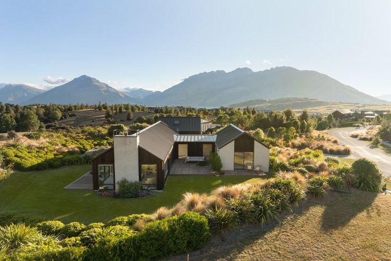 Photo of property in 36 Mckellar Drive, Jacks Point, Queenstown, 9371