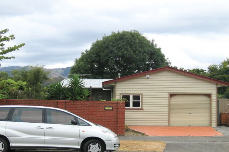 Photo of property in 10 California Drive, Totara Park, Upper Hutt, 5018