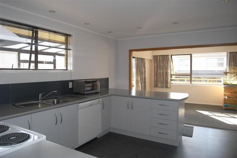 Photo of property in 179 Hobsonville Road, Hobsonville, Auckland, 0618