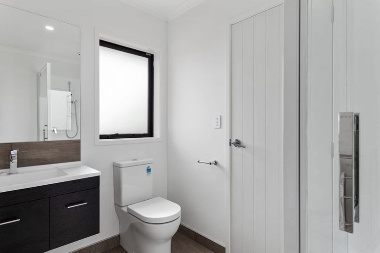 Photo of property in 1 Karearea Drive, Coastlands, Whakatane, 3120