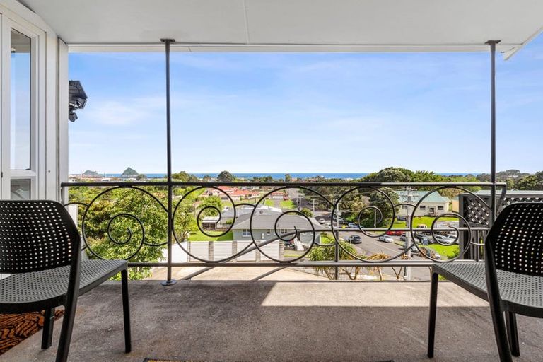 Photo of property in 50 Calvert Road, Lynmouth, New Plymouth, 4310
