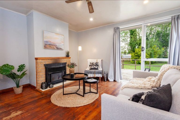 Photo of property in 24 Station Street, Tirau, 3410