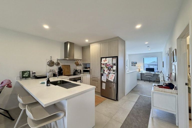 Photo of property in 5 Tana Way, Manurewa, 2102