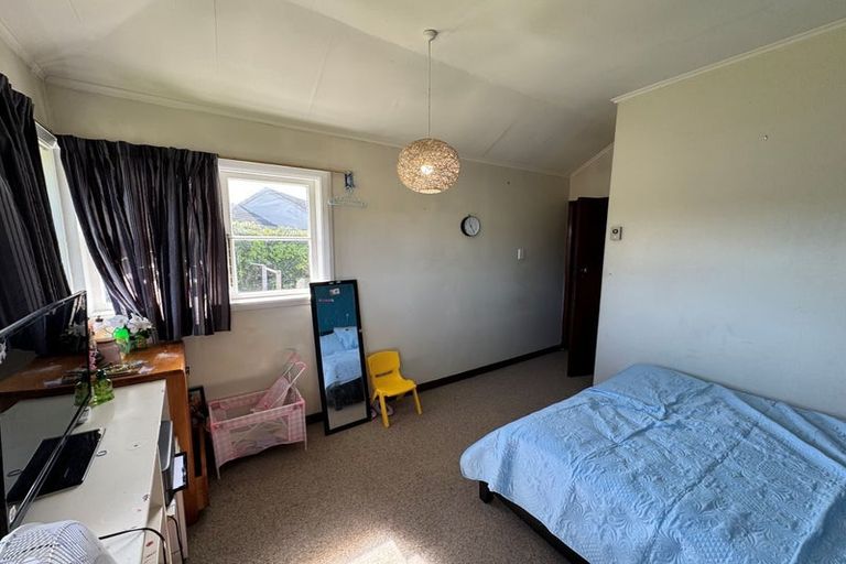 Photo of property in 111 Peverel Street, Riccarton, Christchurch, 8041