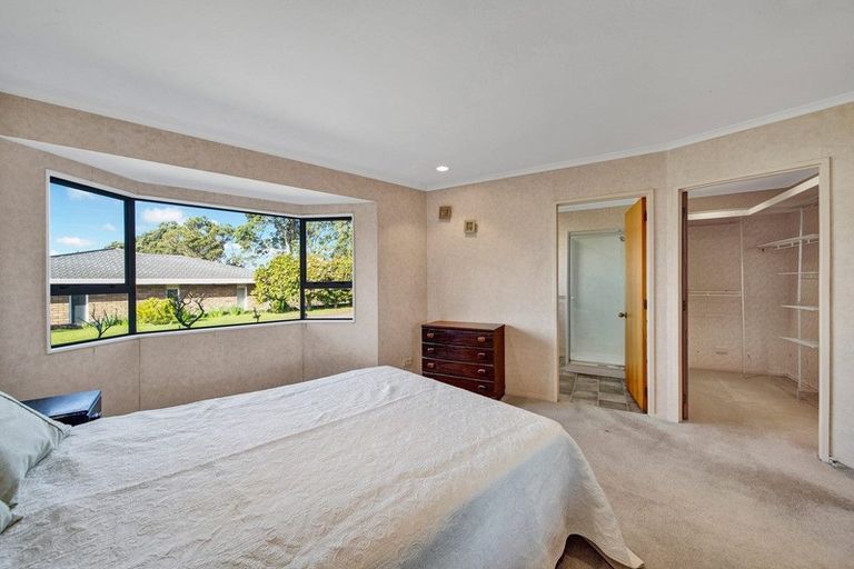 Photo of property in 10 Chatswood Grove, Fitzroy, New Plymouth, 4312