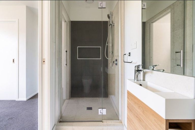 Photo of property in 1136b Heaphy Terrace, Fairfield, Hamilton, 3214