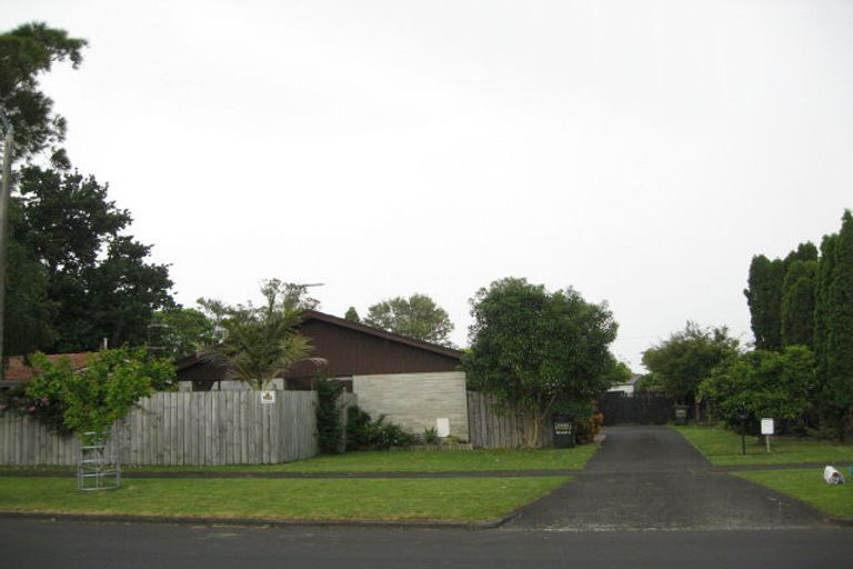 Photo of property in 11a Beaumaris Way, Conifer Grove, Takanini, 2112