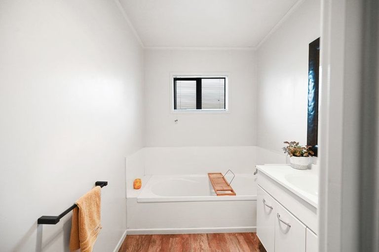 Photo of property in 3 Kimiora Close, Fairview Downs, Hamilton, 3214